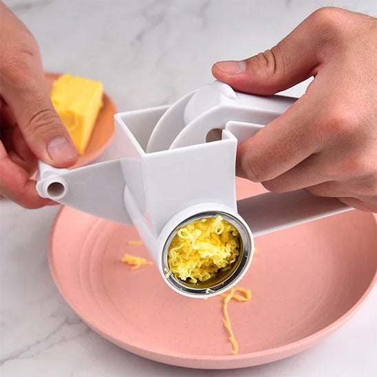 rape a fromage manuvelle prise